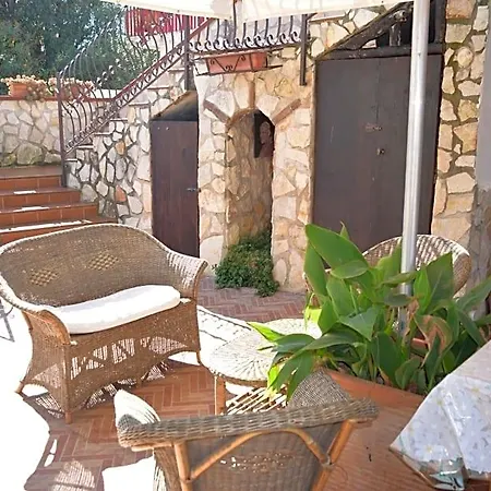 فندق مبيت وإفطار Bed &breakfast Pinetamare كاستيل فولتورنو